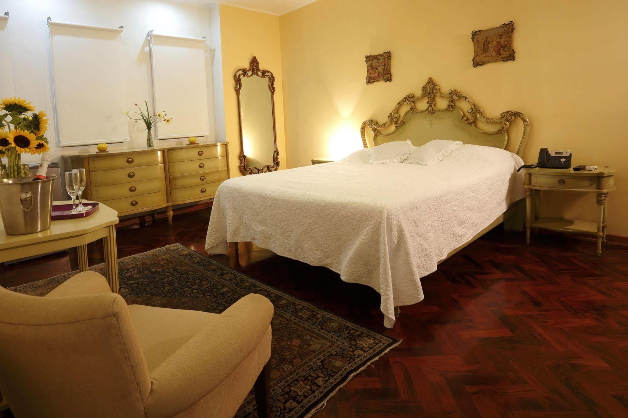Bed & Breakfast - La Casa De Ceci Lima Kültér fotó