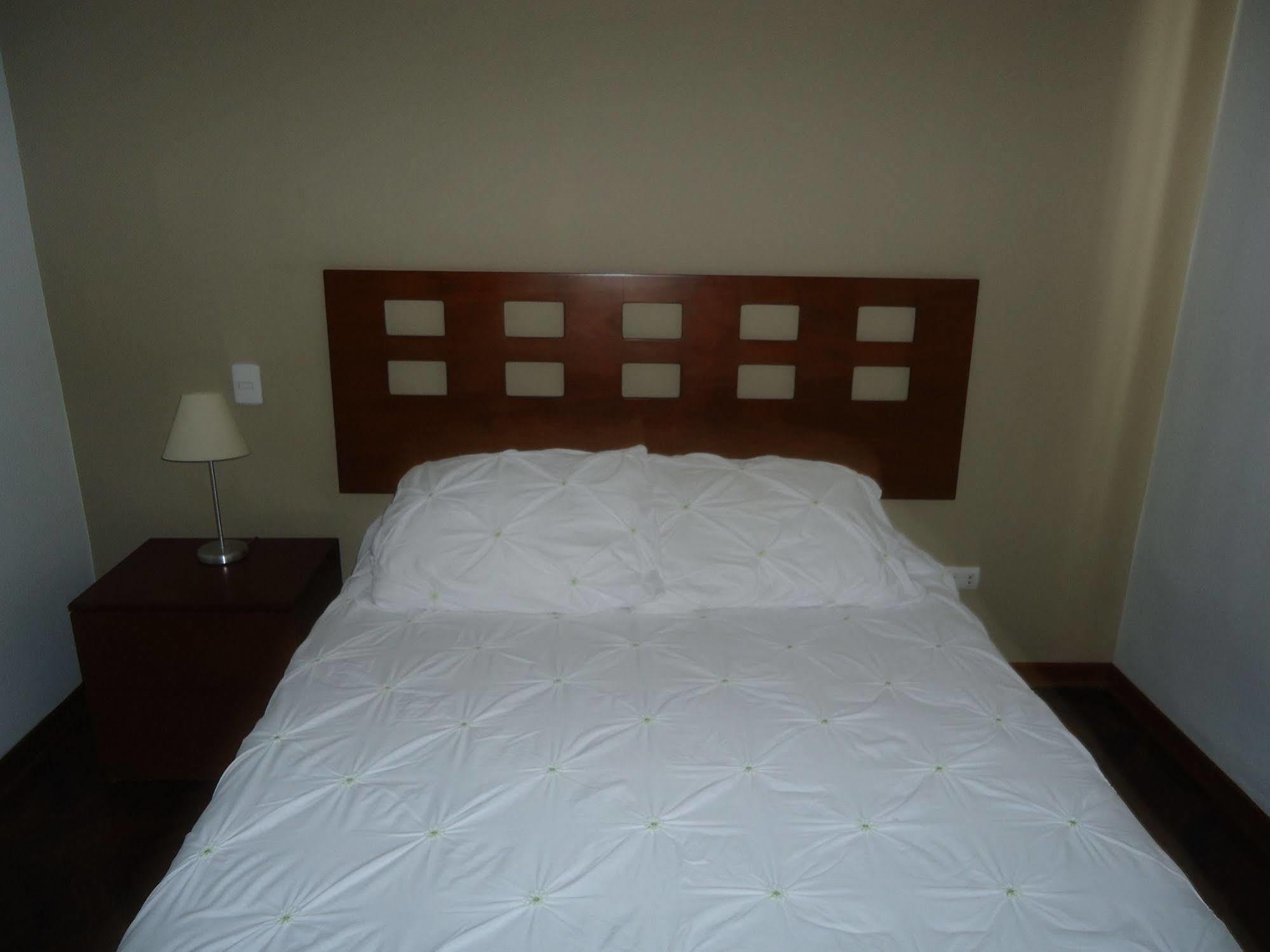 Bed & Breakfast - La Casa De Ceci Lima Kültér fotó