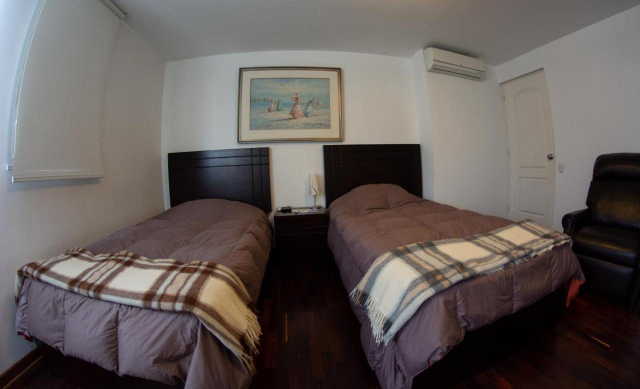 Bed & Breakfast - La Casa De Ceci Lima Kültér fotó